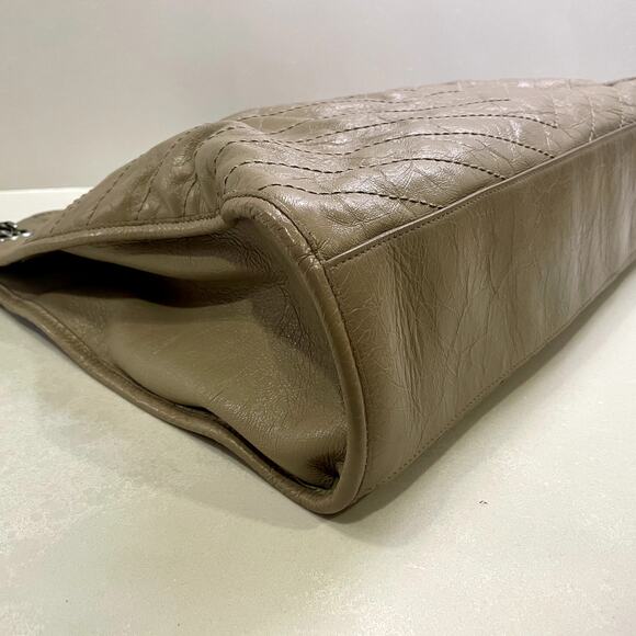 SAINT LAURENT Niki Large YSL Shopper Tote Bag in Crinkled Leather Light Taupe - Picture 9 of 16
